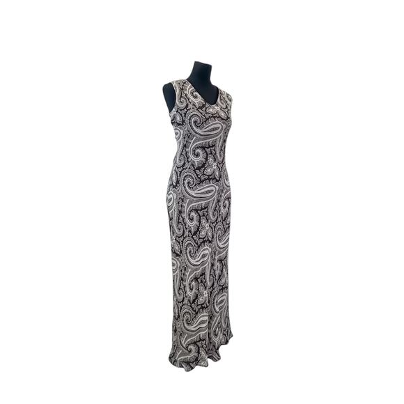 Eddie Bauer Paisley Sleeveless Maxi Dress - Size Medium - Picture 3 of 10